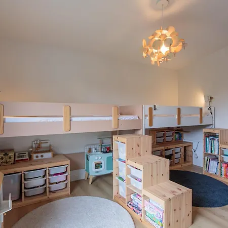 Maison Du Brise Lames - Welkeys